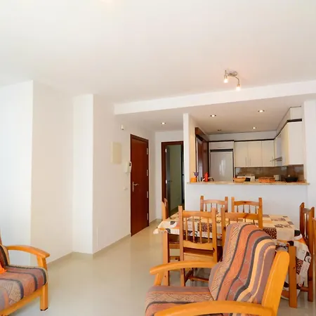 El Gavia 1-1 Apartamento L' Escala