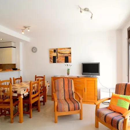 El Gavia 1-1 Apartment *
